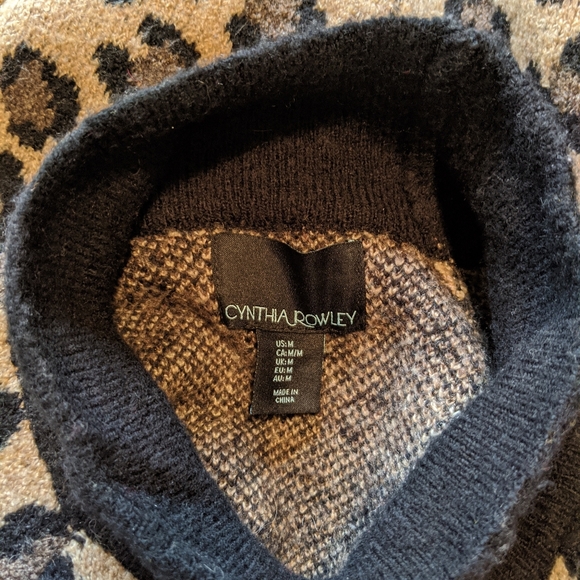 Cynthia Rowley sweater - Picture 6 of 6